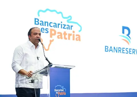 Banco Reservas Impulsa Bancarización en Santo Domingo