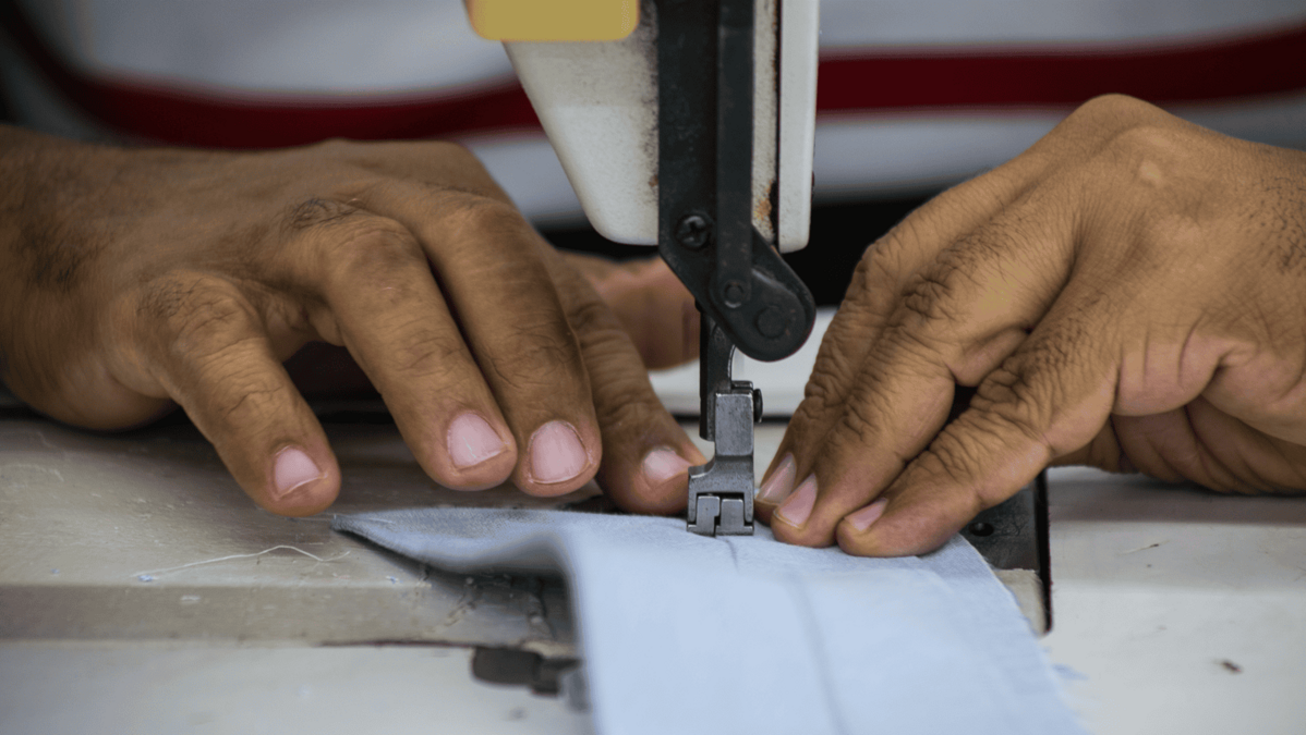 EE.UU. impone arancel temporal sobre importaciones