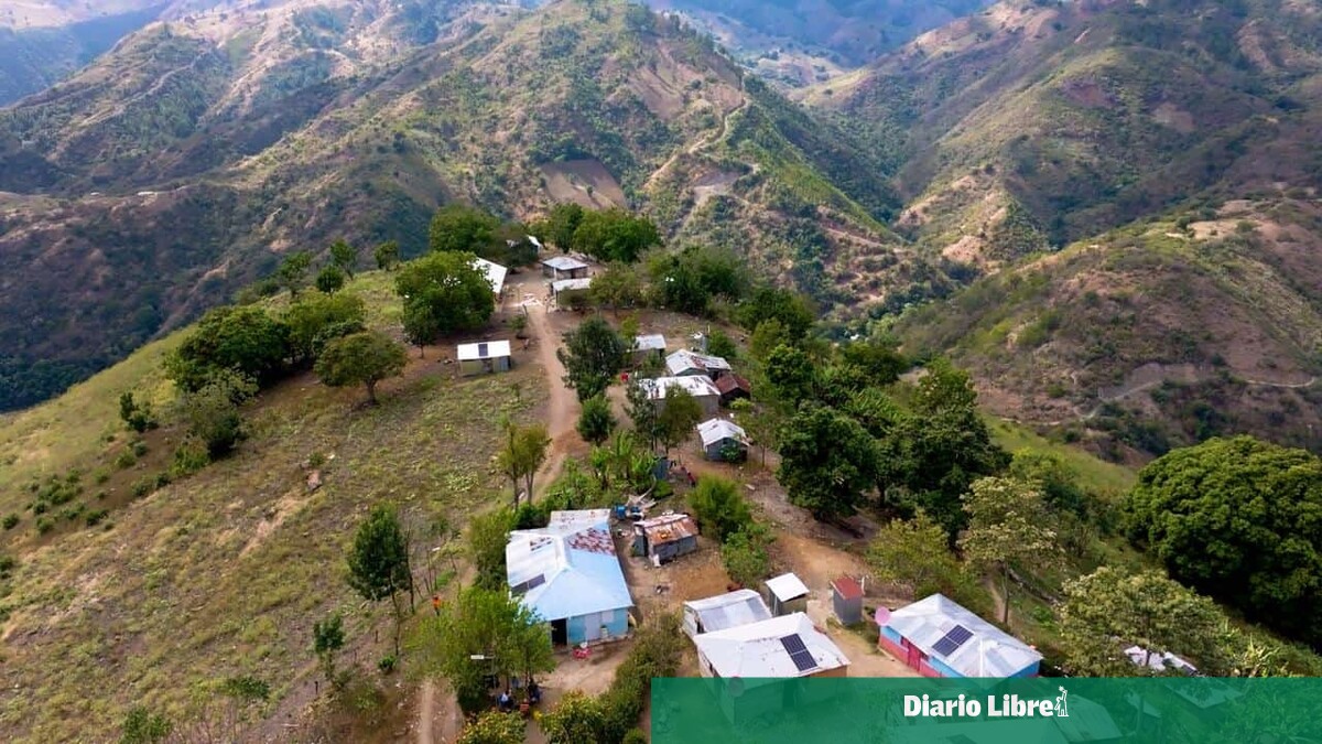 Proyecto de Electrificación Rural en El Gramaso