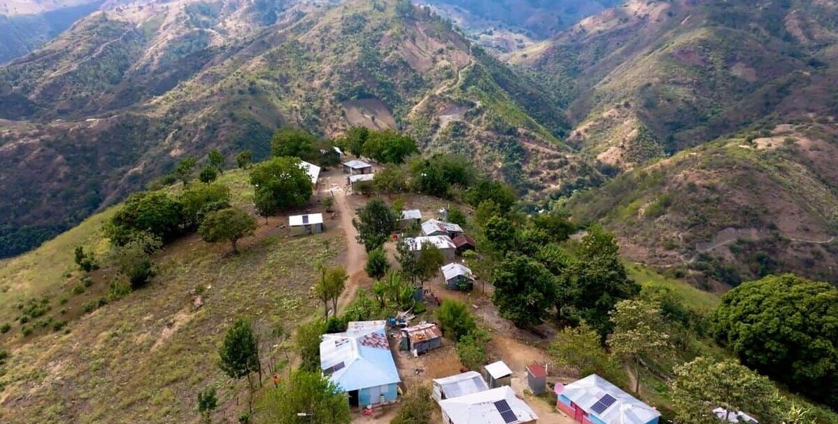 El Gramaso recibe energía: un cambio para 81 familias