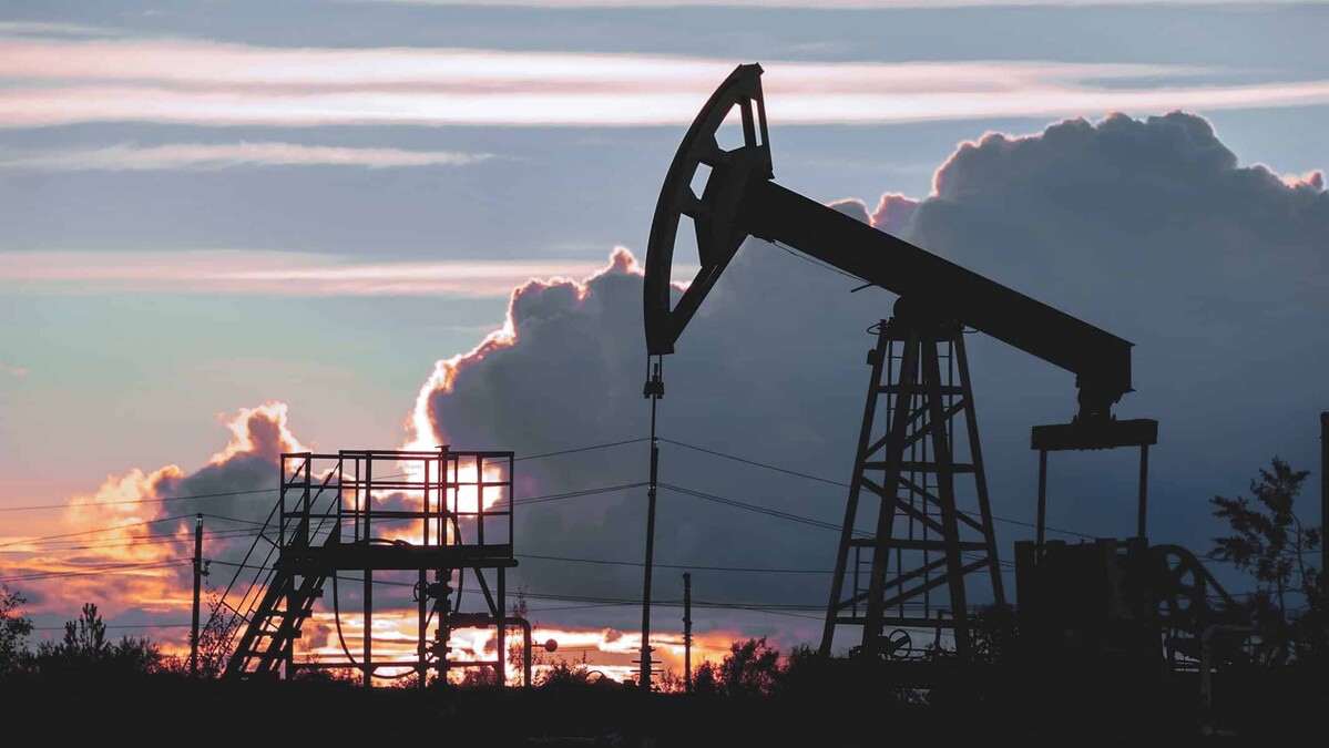 Aumento del Precio del Petróleo por Tensión EE.UU.-Irán