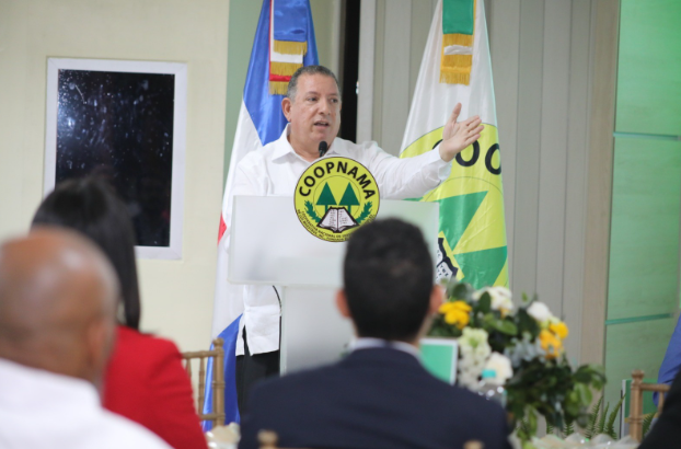 Coopnama entrega 425 becas universitarias: ¡Un gran paso!