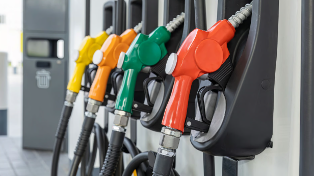 Gobierno de RD mantiene precios de combustibles