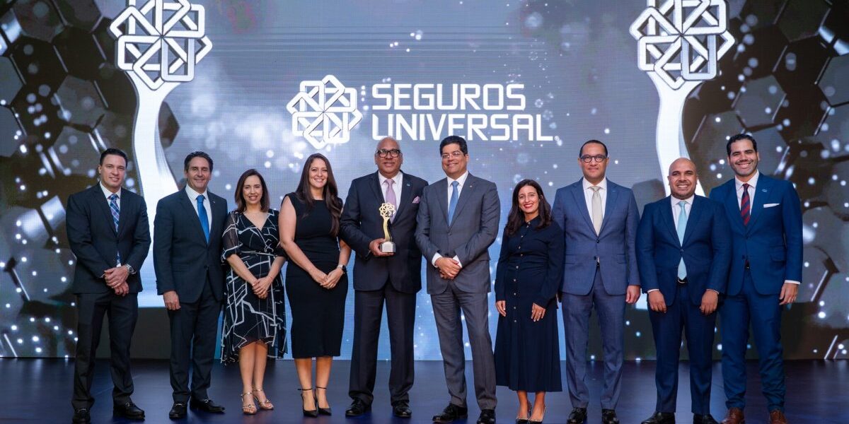 Corredores de seguros premiados por Seguros Universal en 2025