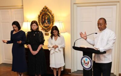 Ceremonia de diplomacia cultural en la embajada de EE.UU.