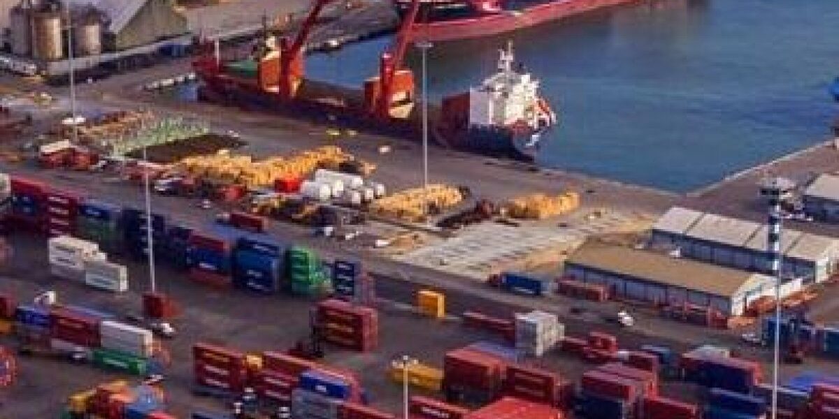 Fletes marítimos en RD: Aumento de costos por combustible y geopolítica.