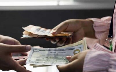 Peso dominicano fortalecido frente al dólar