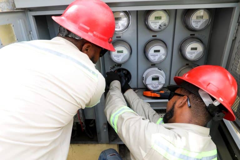 Factura de electricidad con subsidio eléctrico detallado