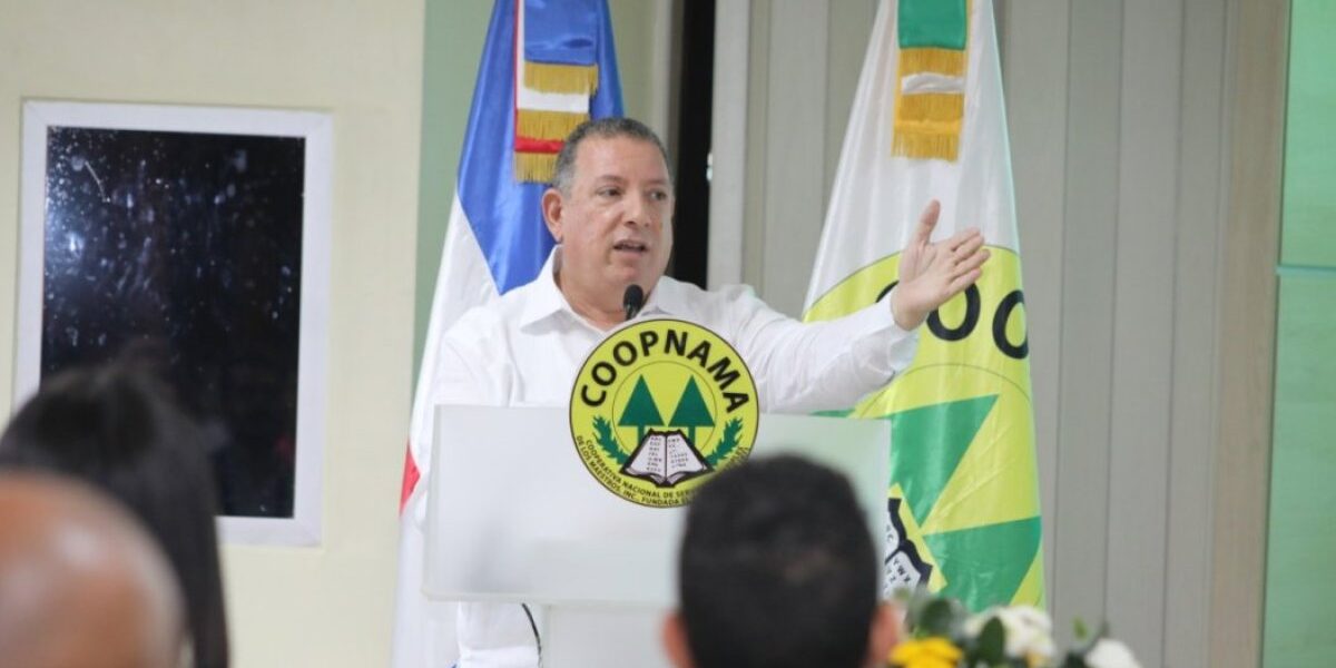 Becas COOPNAMA distribuyendo oportunidades educativas