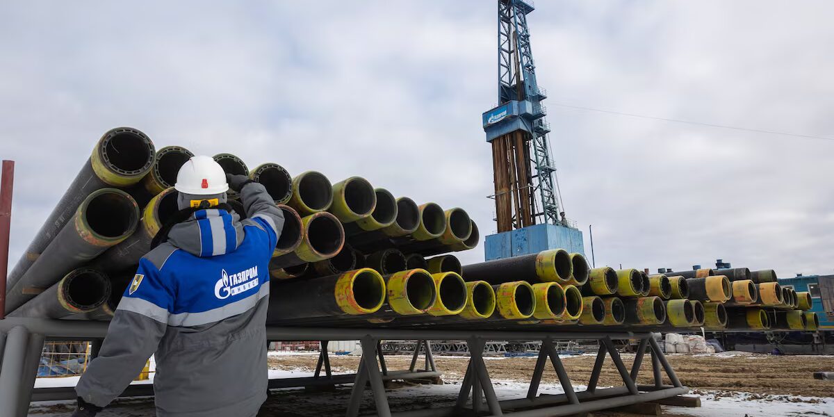 Exención crudo ruso y su impacto en el mercado petrolero.