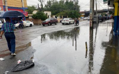 Inundaciones en RD dejan comunidades aisladas