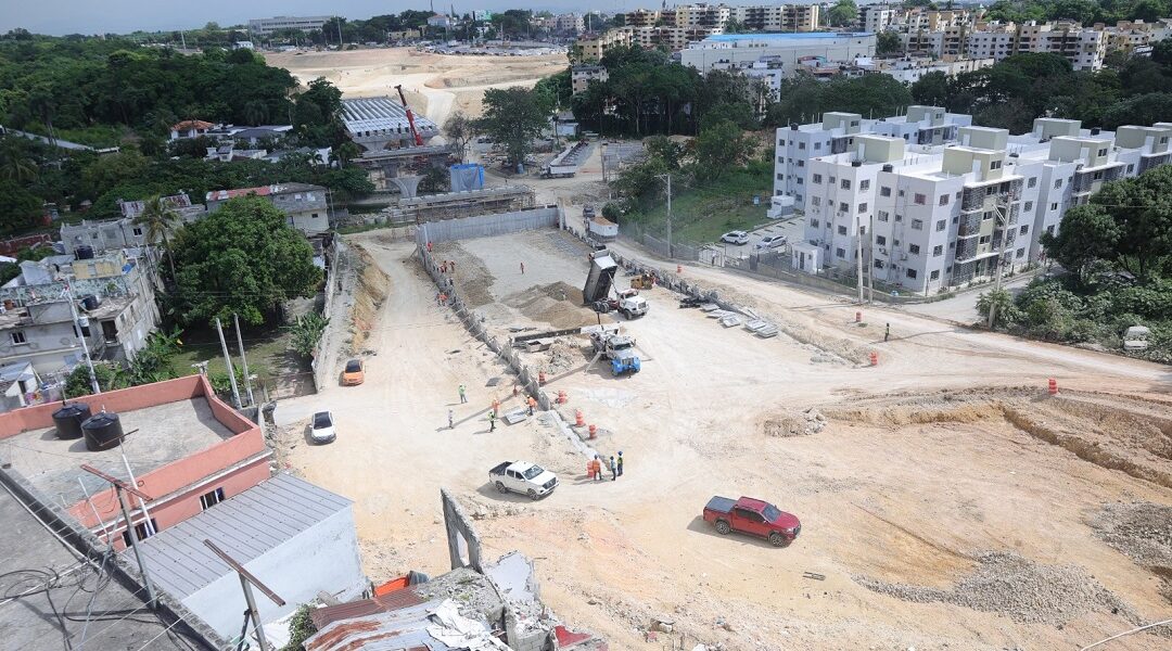 Ampliación avenida República de Colombia en el barrio Cuba
