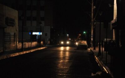 Apagones en RD: análisis y soluciones energéticas