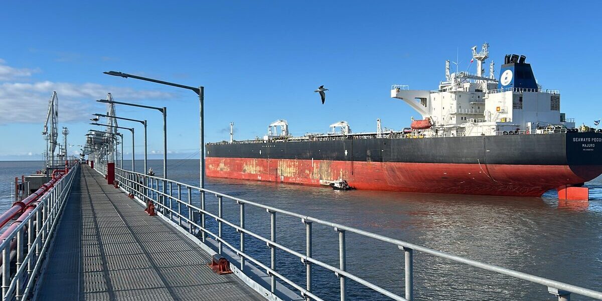 Argentina lidera exportaciones con petróleo en 2026