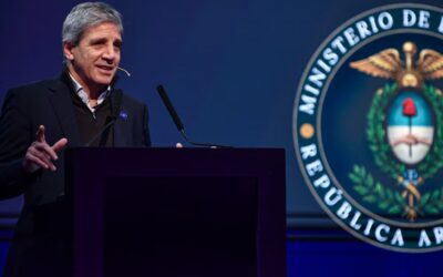 Estrategias de Caputo para el pago de deuda
