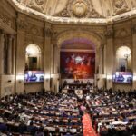 Abelardo De la Espriella en el Congreso de Colombia, buscando alianzas.