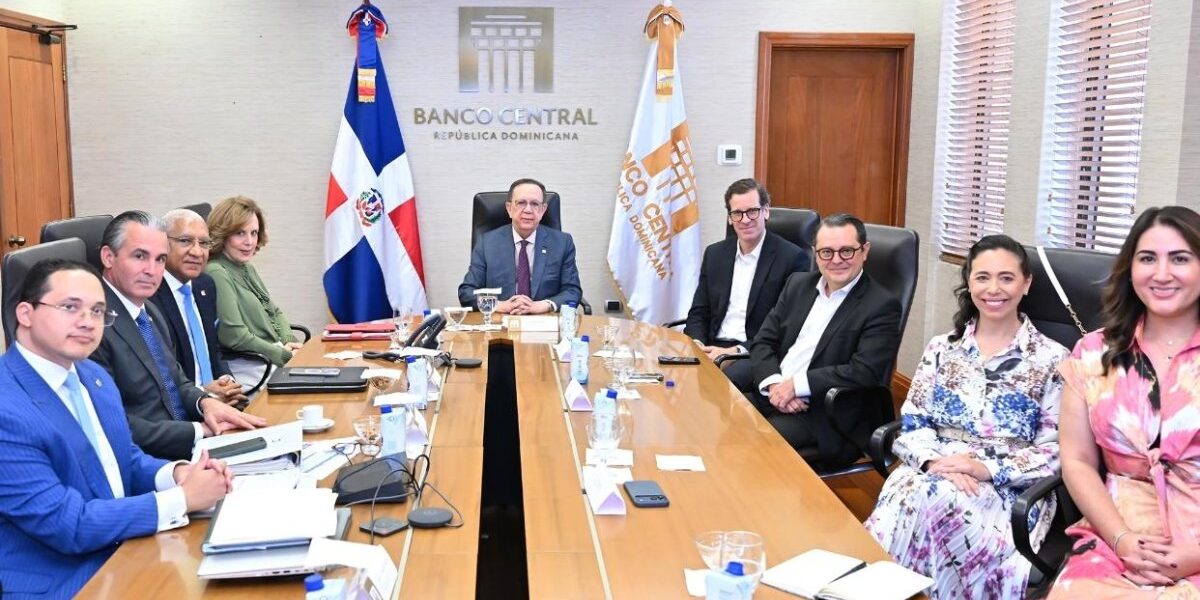 Economía Dominicana Resiliente: Crecimiento y Estabilidad
