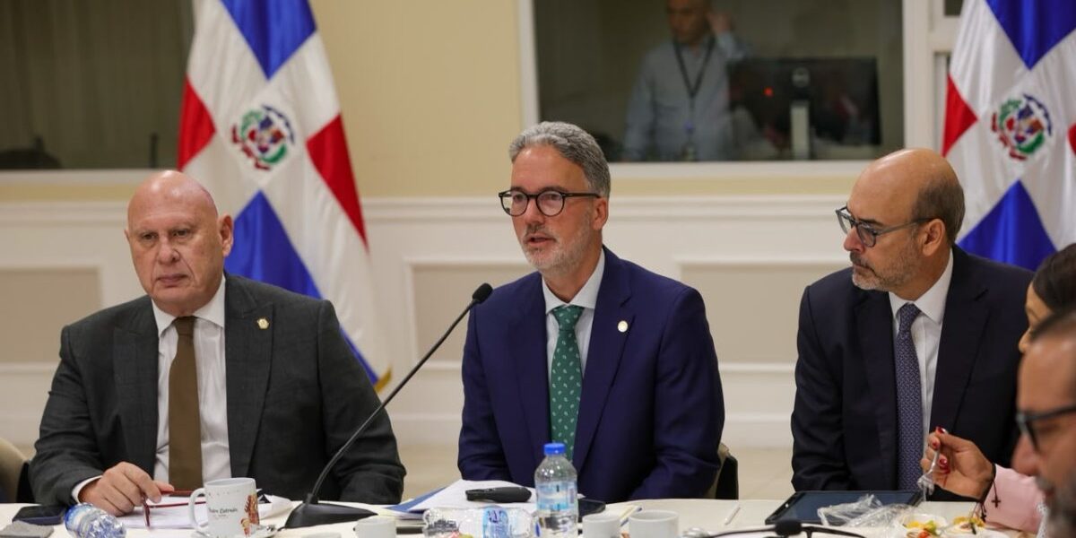 Ley de Crecimiento Económico en República Dominicana
