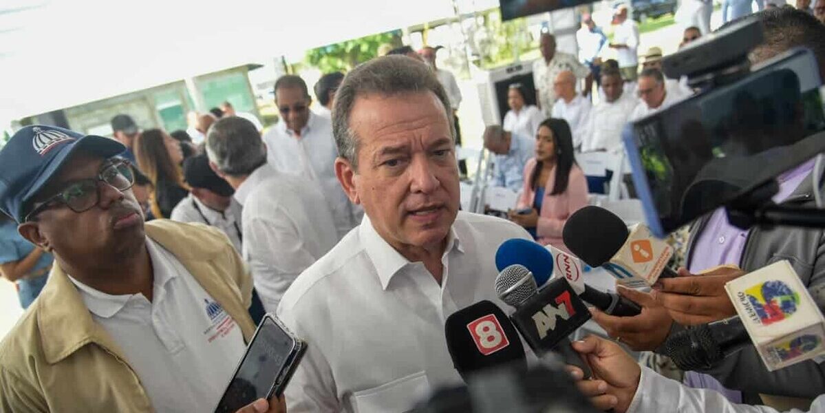 Licencias Mivhed impulsan construcción y economía