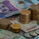 Peso colombiano influenciado por petróleo y Fed.