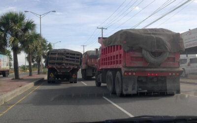 Tránsito pesado en Santo Domingo afecta movilidad urbana