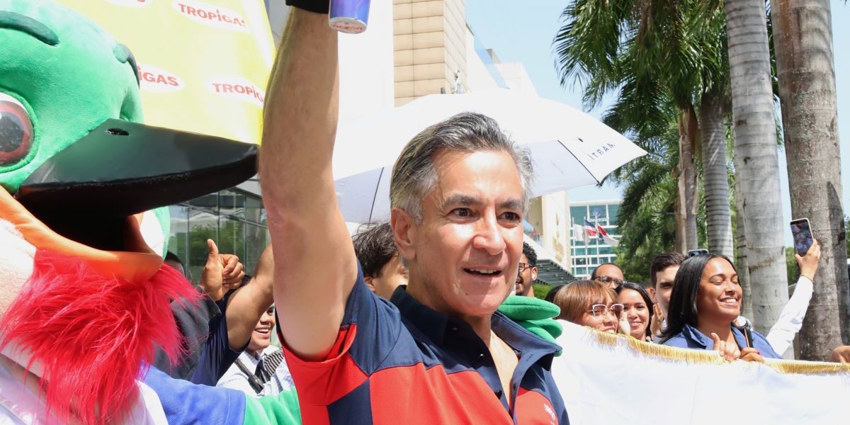 Recorrido de la antorcha Juegos 2026 en Santo Domingo