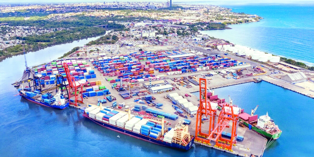Exportaciones dominicanas bajo arancel del 12.5%