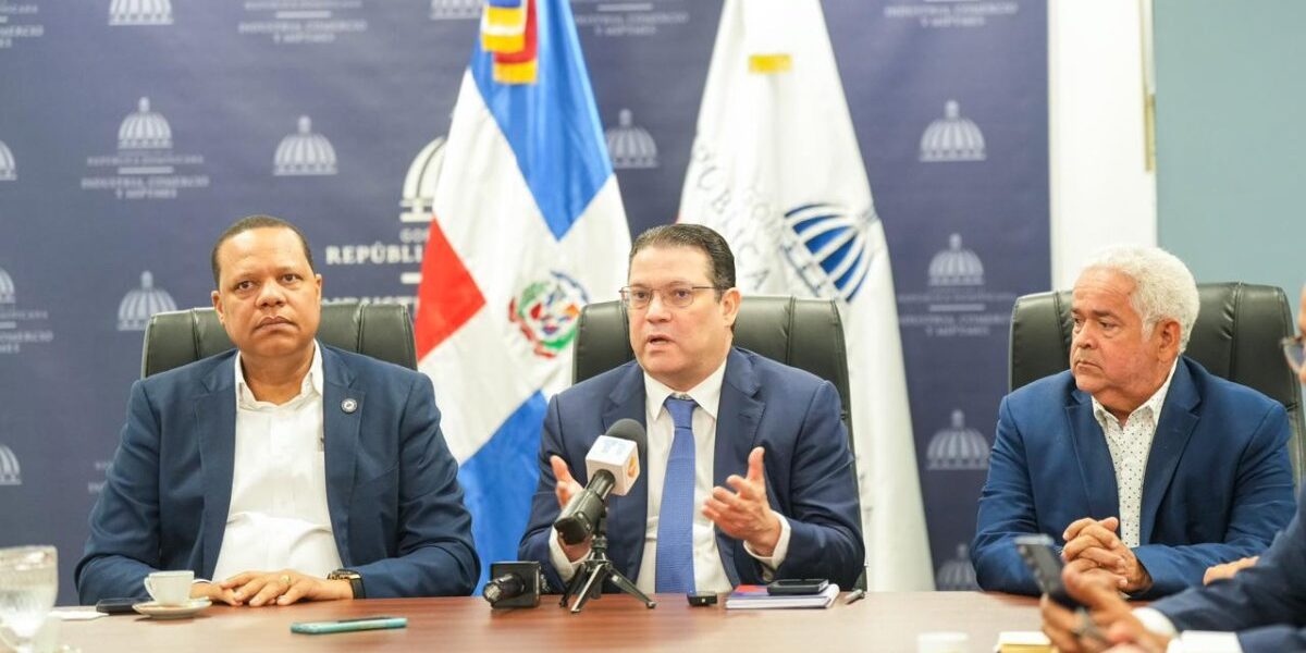 Diálogo sobre comisiones en pagos con tarjetas