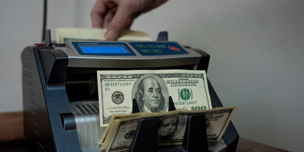Dólar en Colombia sigue sorprendiendo al mercado.
