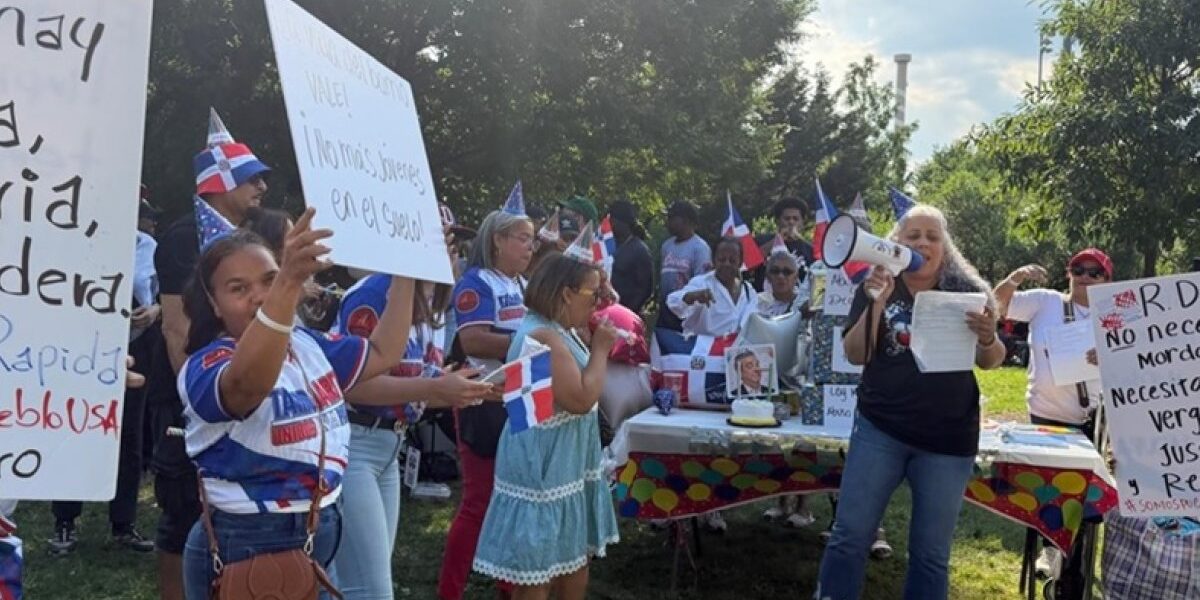 Dominicanos en NYC protestan contra medidas injustas en RD
