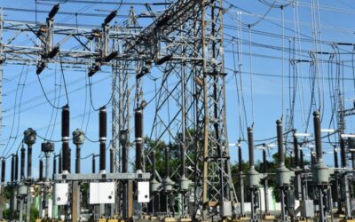 Inversión en energía renovable por el CUED