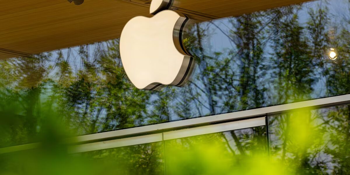 Apple renueva Mac mini y Mac Studio con nuevos chips.