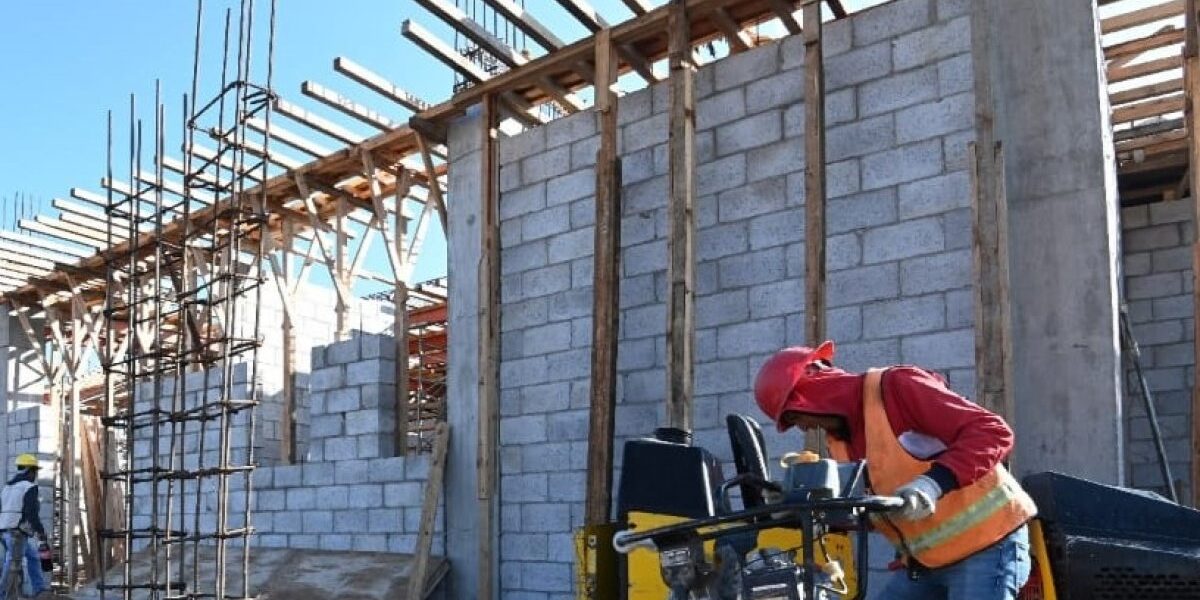 Aumento del salario mínimo en la construcción 2026