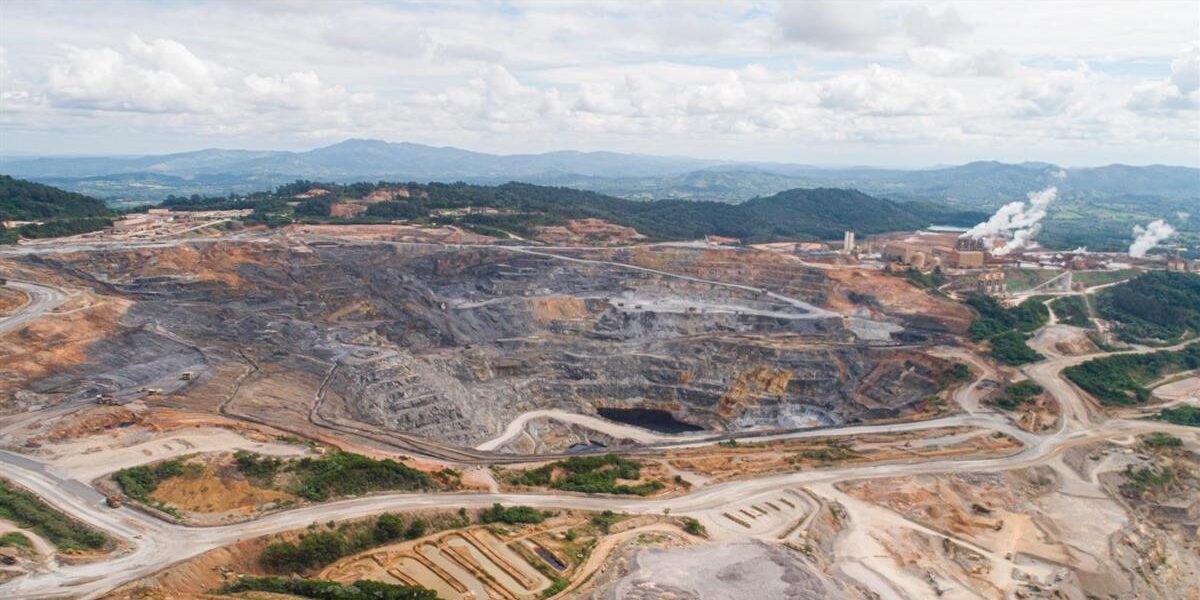 Caída en minería afecta exportaciones de oro