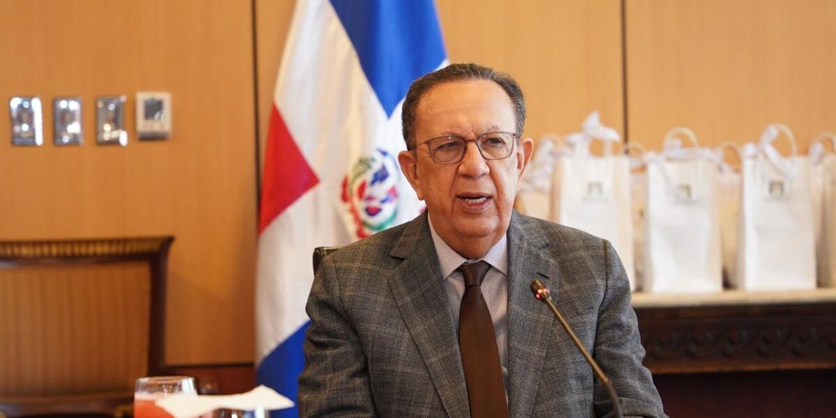 Crecimiento económico en julio 2026 impulsado por construcción y servicios