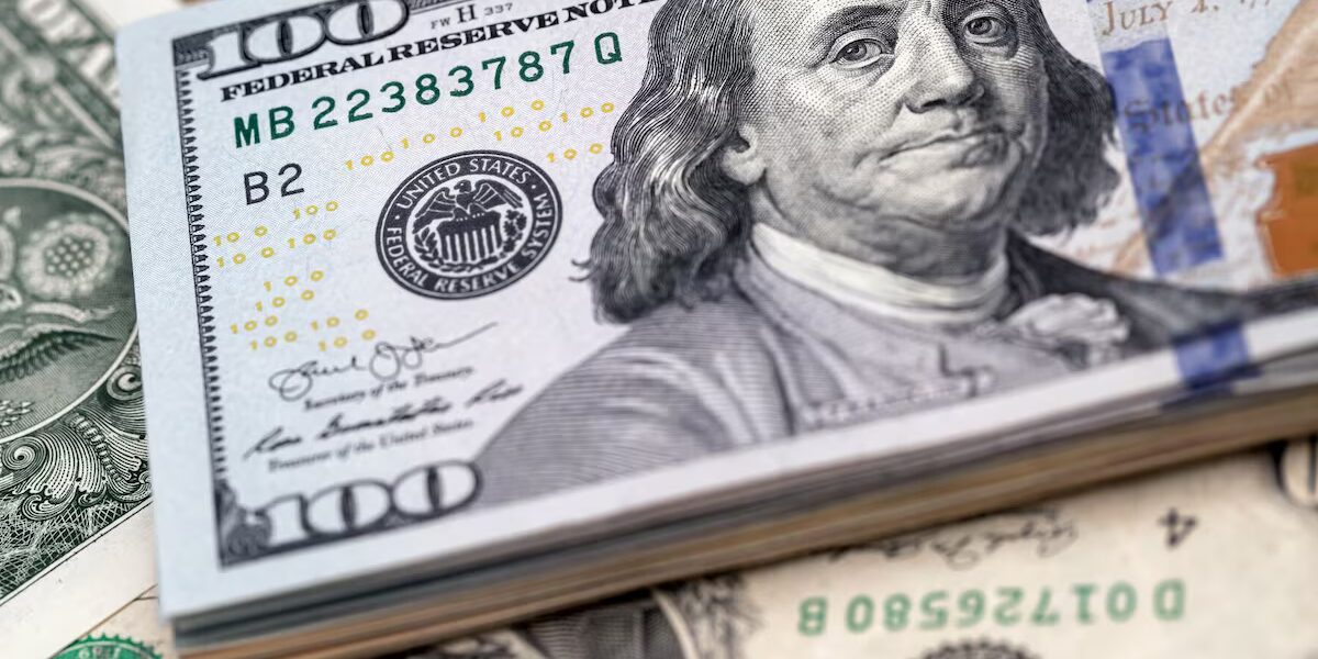 Impacto del dólar barato en Colombia.