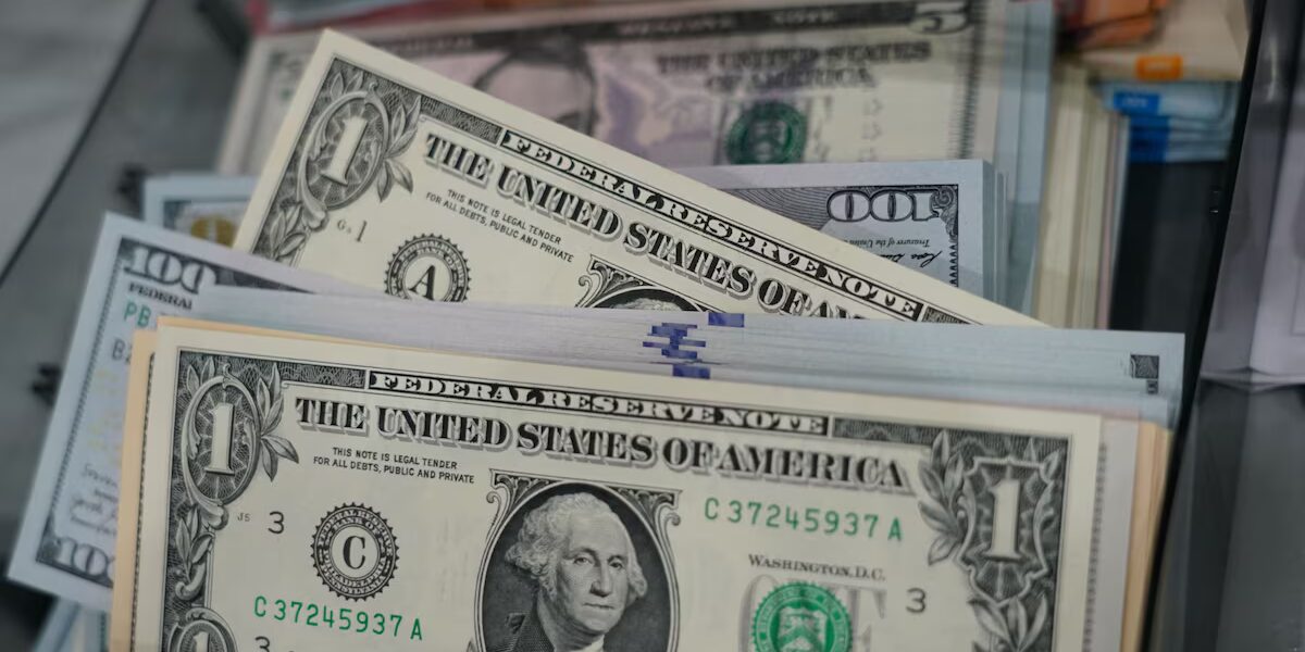 Dólar en Colombia: Factores 2026 detallados