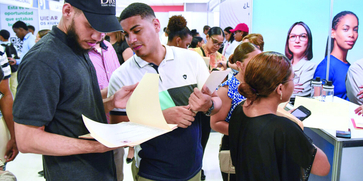 Gráfico mostrando el desempleo juvenil en 2025