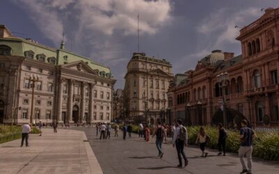 Economía argentina 2027 con sectores clave en crecimiento