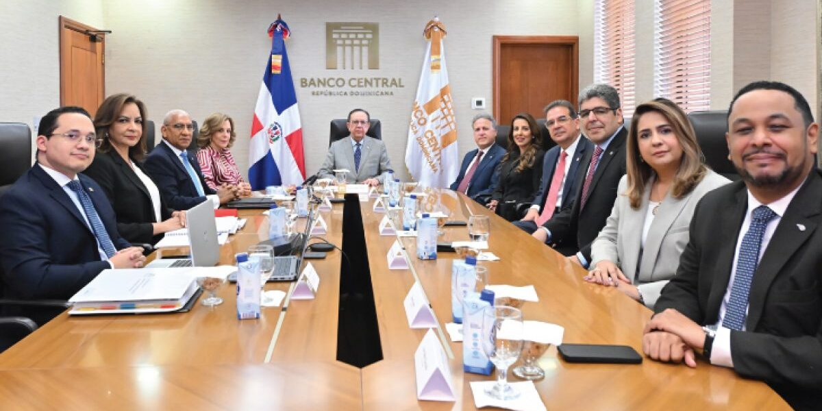 Fortaleza financiera del sector de ahorros y pr