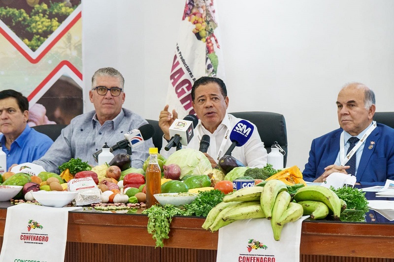 Mecanización agropecuaria en RD impulsando la producción.