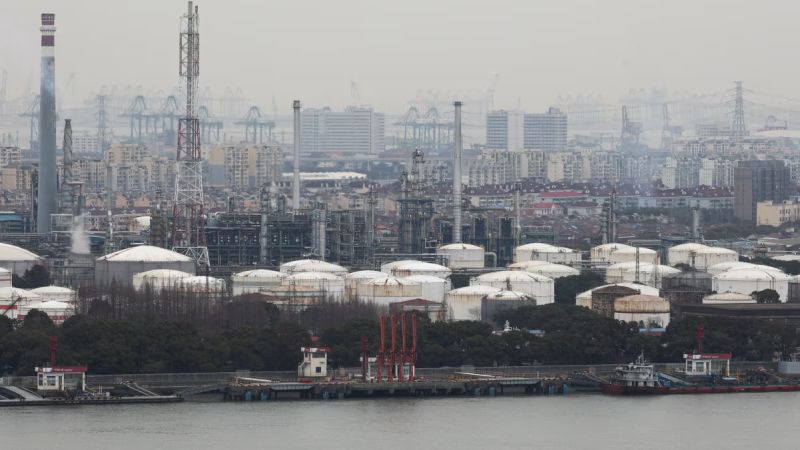 Sanciones EE.UU. a China por petróleo iraní