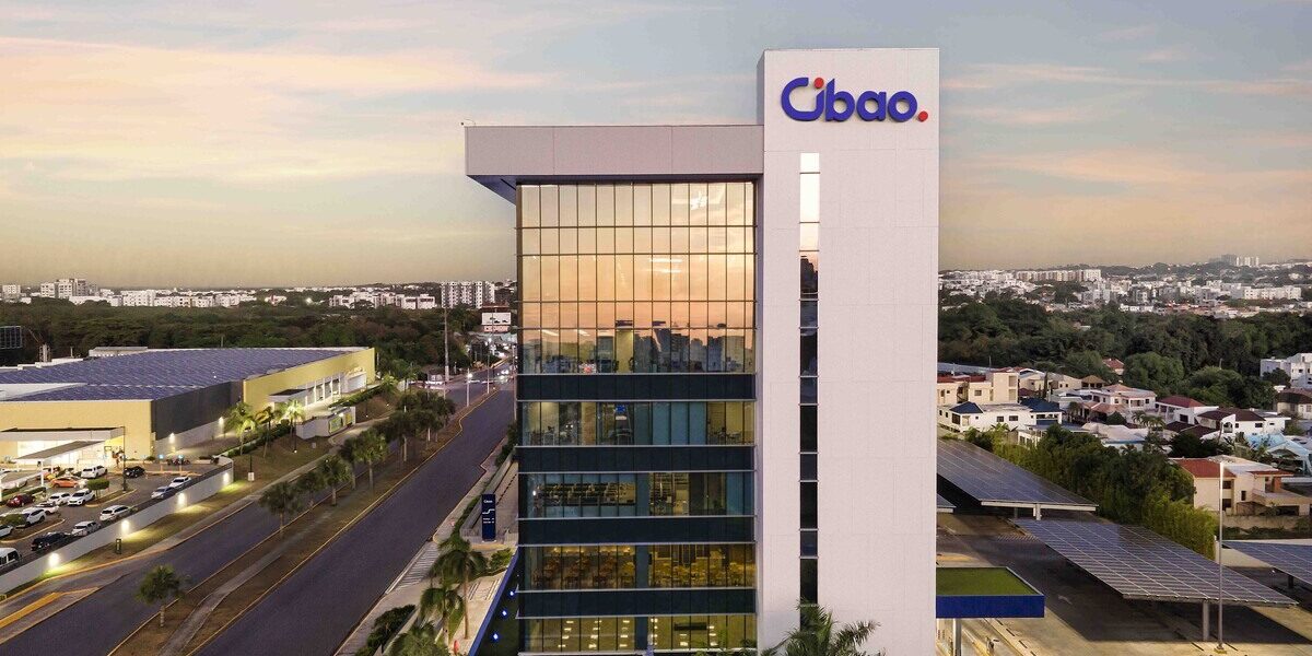 Asociación Cibao destaca en solidez financiera con Feller Rate.