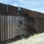 Trump presiona a México para detener migración en la frontera.