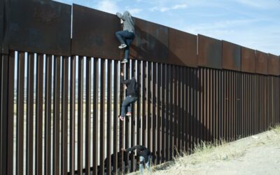 Trump presiona a México para detener migración en la frontera.