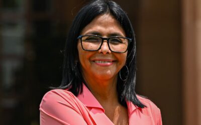 Venezuela elimina controles policiales en un giro de política de seguridad.