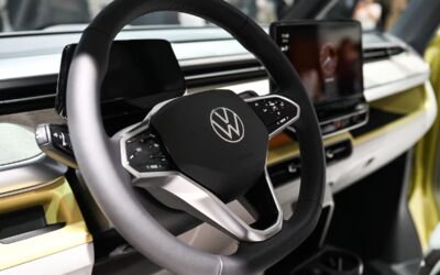 Volkswagen ajusta producción en México debido a aranceles.