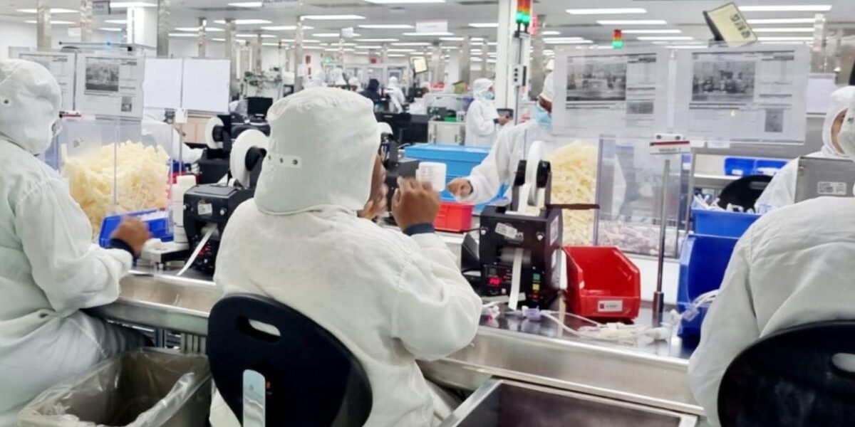 Zonas francas RD enfrentan desafíos en 2026