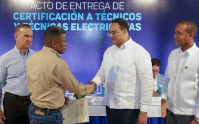 Transmisión eléctrica en RD modernizada por ETED